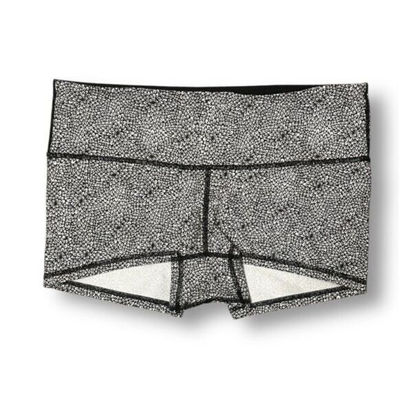 Lululemon 8 Boogie Shorts Plush Petal Deep Coal Ghost Print Pocket Gym Yoga - Picture 1 of 7